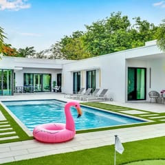 Tropical Villa with Heated Pool and Game Yard